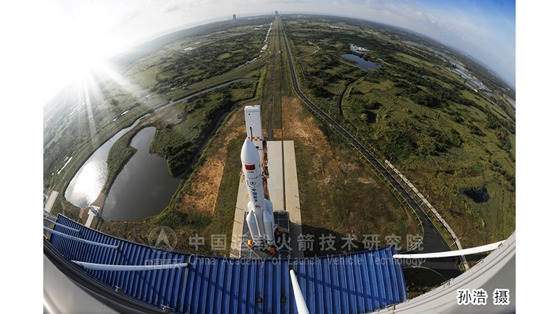 长五火箭在海南文昌发射场